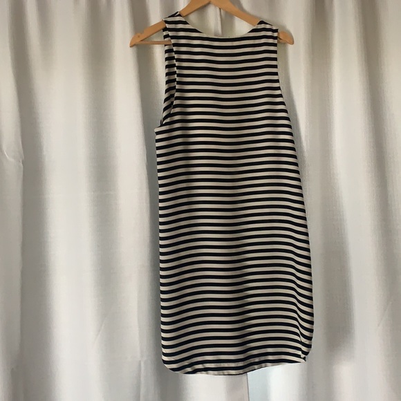 Striped H&M Light Weight Shift Dress - Picture 3 of 4